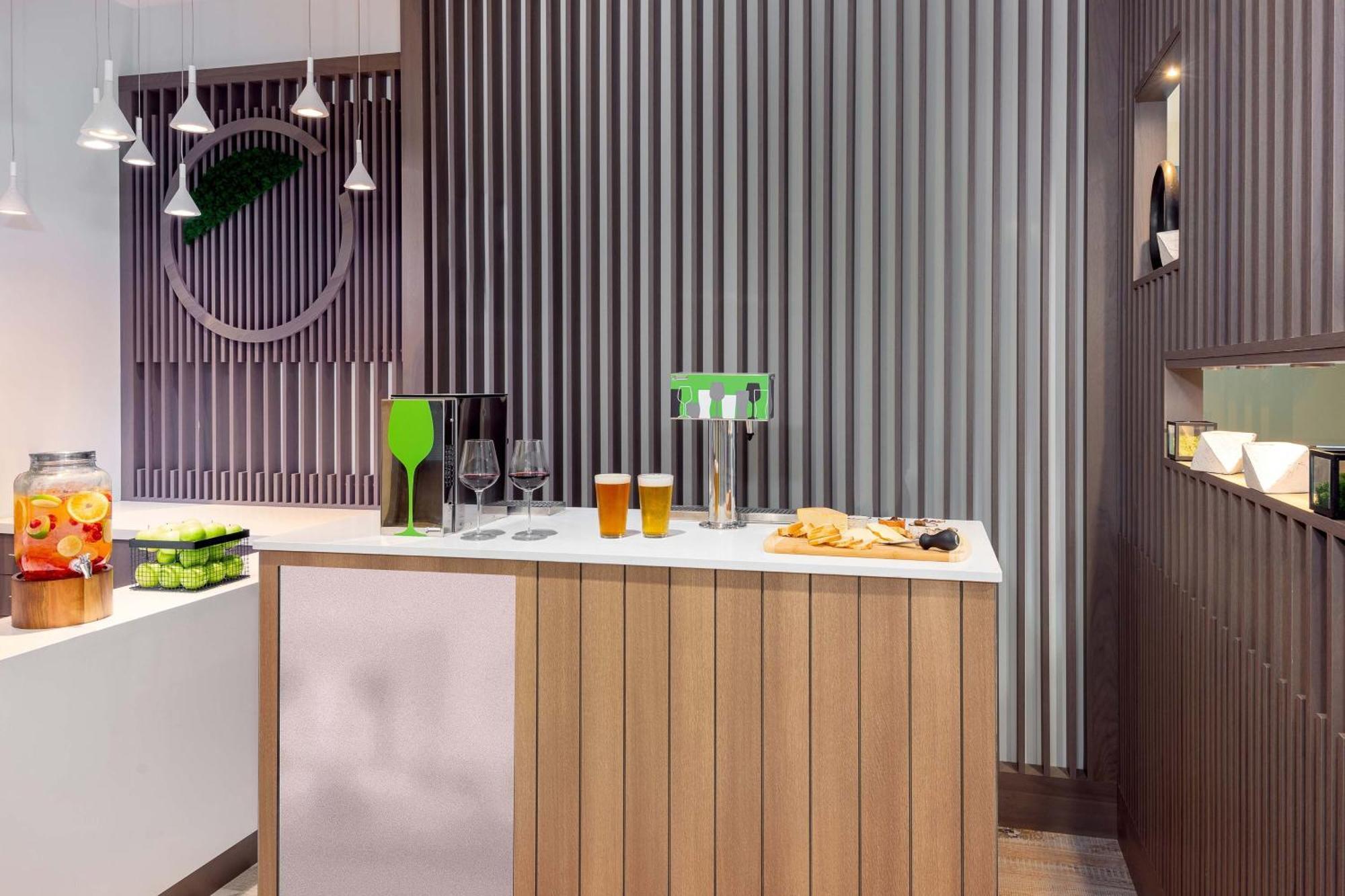 Element Atlanta Midtown Hotell Exteriör bild
